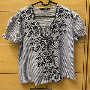 Zara Basic Blue/White Flower embroidered top - Small